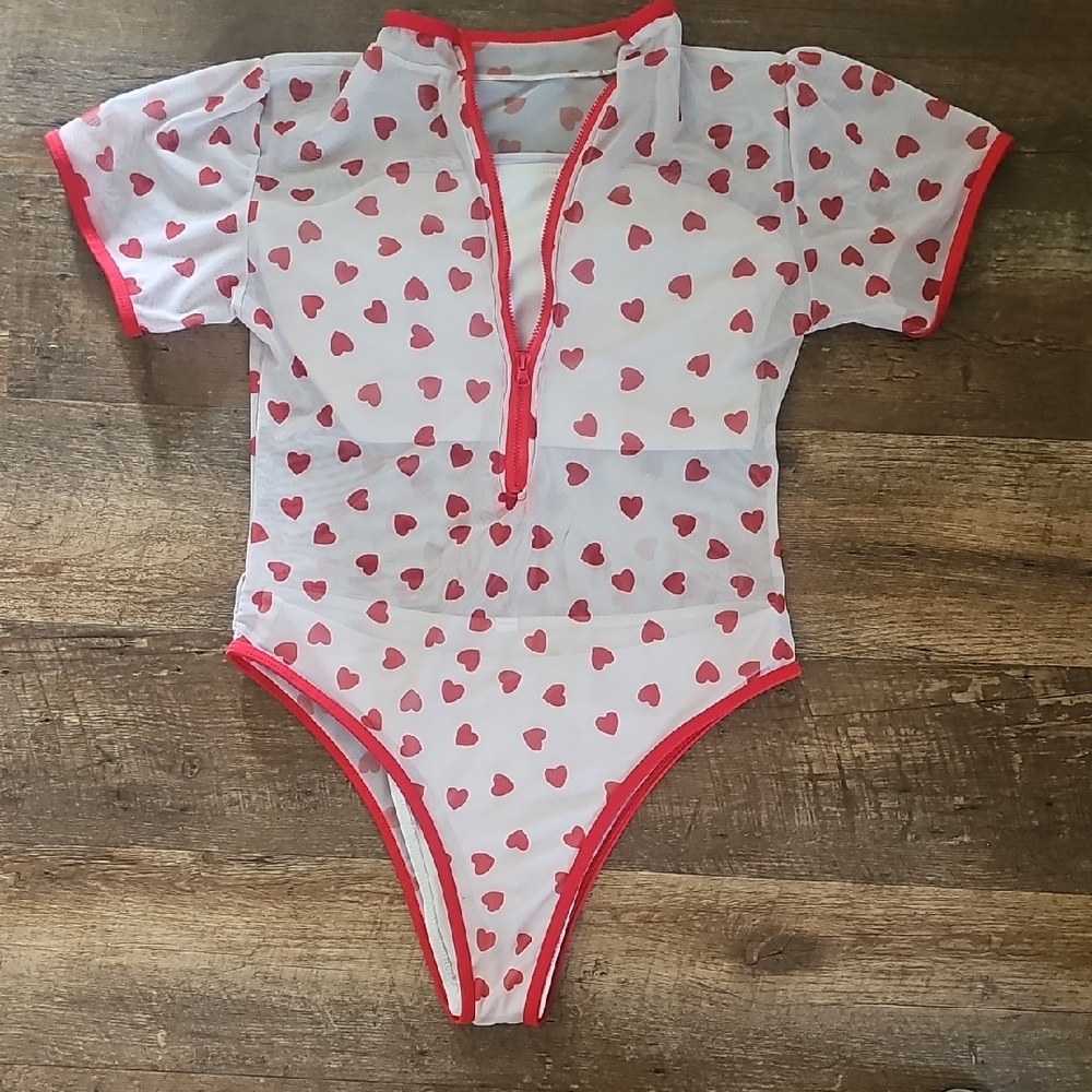 SHEIN Red Heart Patterned Women's Swim Bodysuit